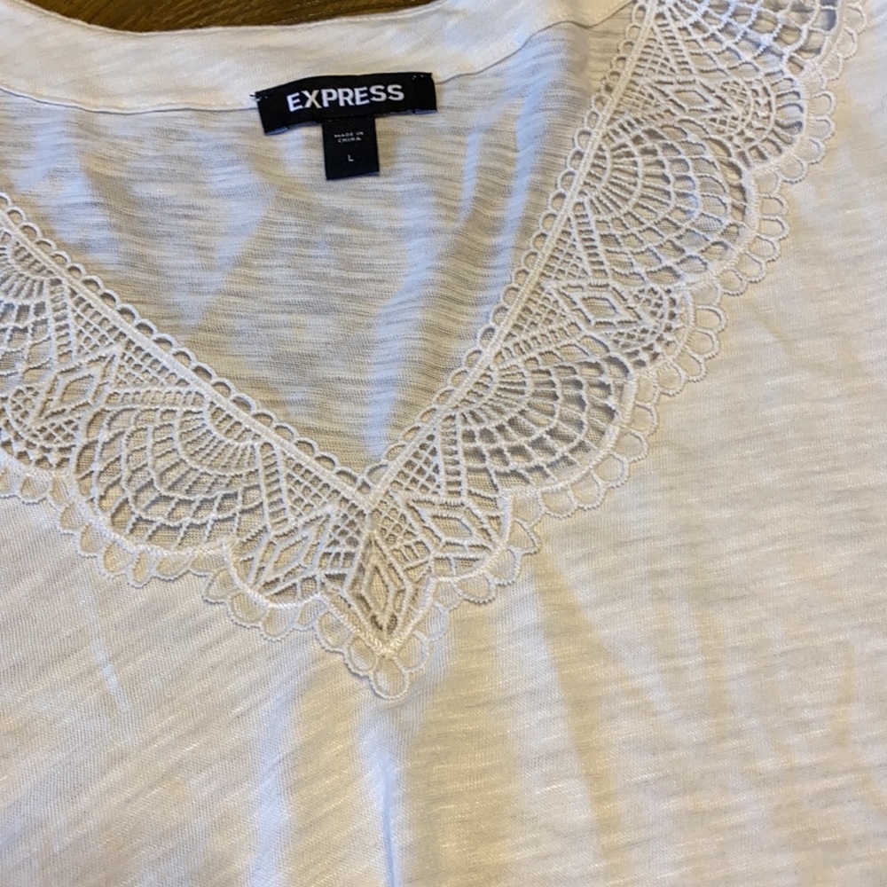 Express Top - Picture 3 of 3